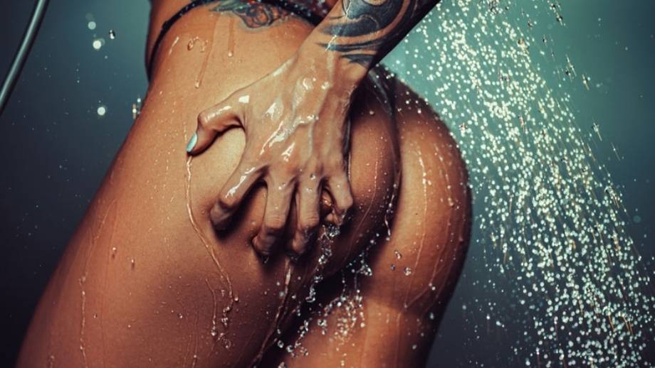 How To Make Her Water( Squirt) Simply By Foreplay