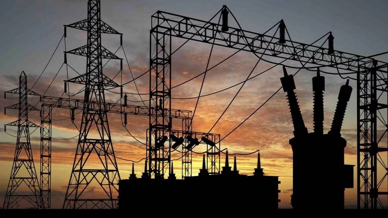 Blackout as national grid suffers ‘system outage’