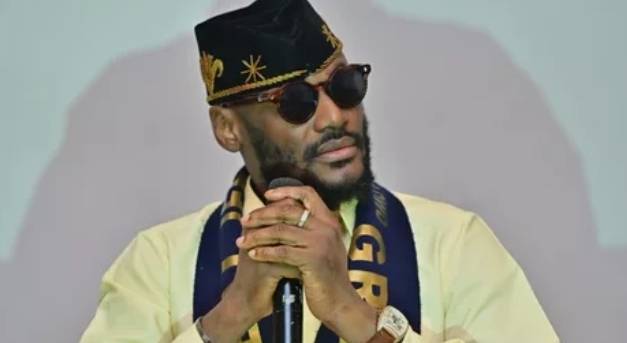 2Baba Shuts Down Event with Surprise Performance Amdist Personal Drama